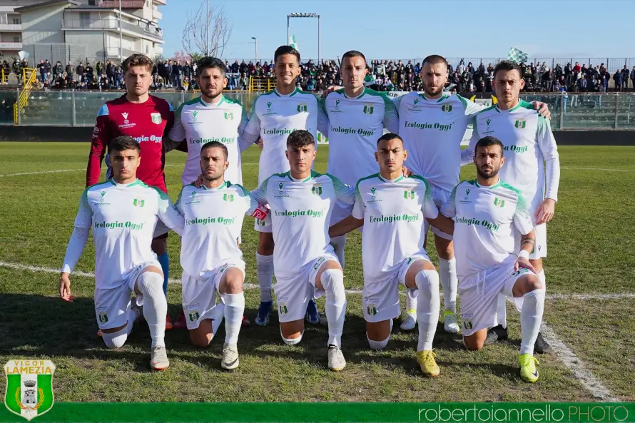 Vigor Lamezia Calcio foto della squadra in campo